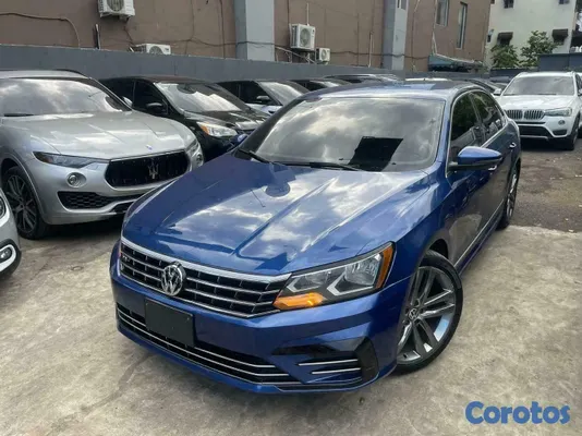 2016 Volkswagen Passat — foto 2 / 10