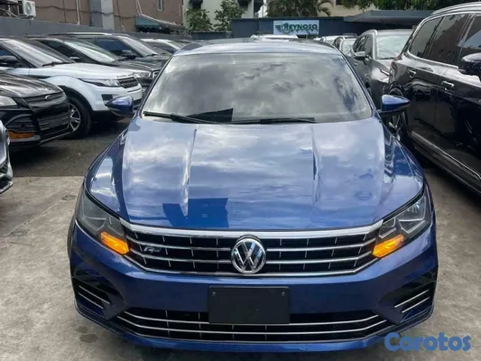 2016 Volkswagen Passat — foto 3 / 10