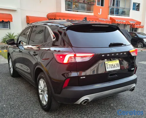 2020 Ford Escape — foto 5 / 7