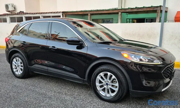 2020 Ford Escape — foto 6 / 7