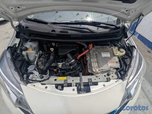 2017 Mazda Note — foto 7 / 15