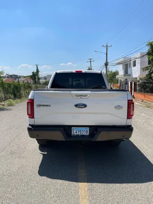 2017 Ford Serie F — foto 4 / 4