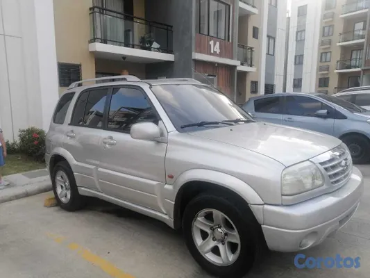 2003 Suzuki Grand Vitara — foto 2 / 9