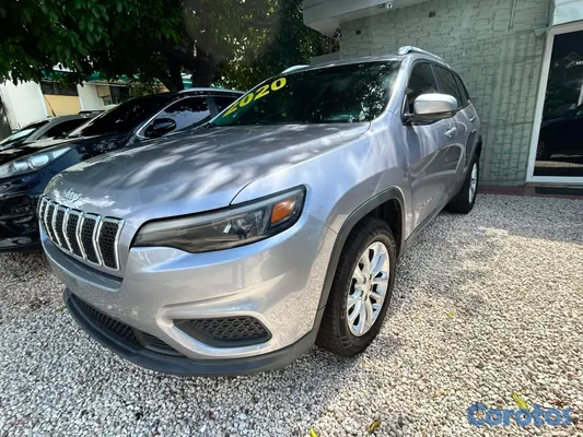 2020 Jeep Cherokee Latitude — foto 3 / 10