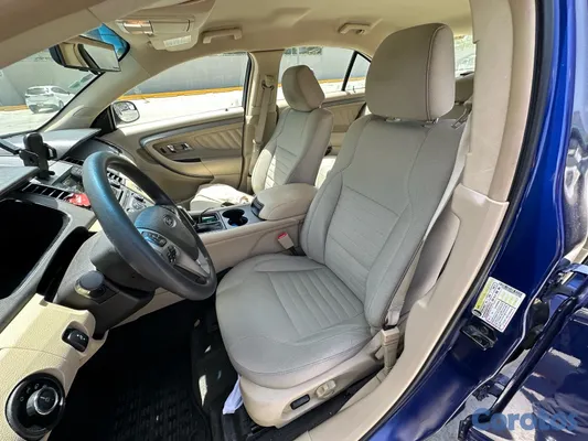 2013 Ford Taurus — foto 8 / 13
