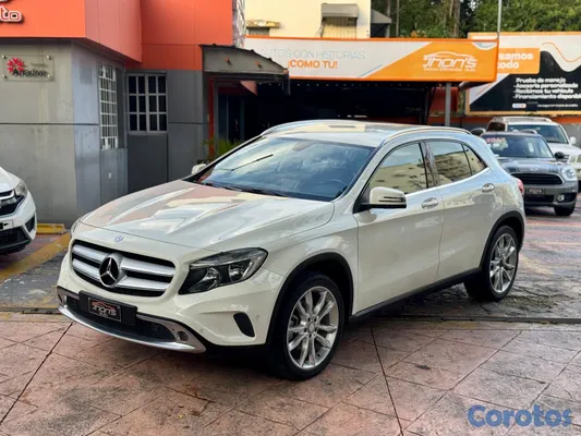 2015 Mercedes-Benz Clase GLA — foto 3 / 10