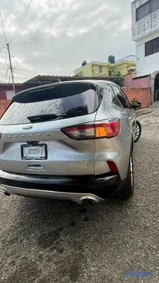 2021 Ford Escape — foto 8 / 9