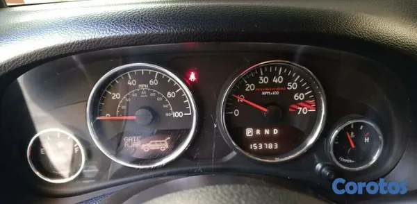 2014 Jeep Wrangler — foto 7 / 10