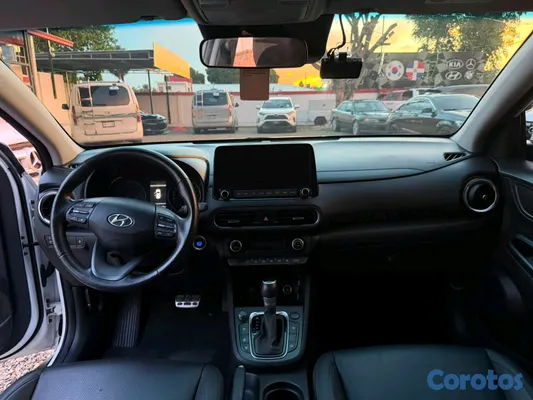 2021 Hyundai KONA — foto 9 / 11