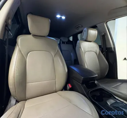 2014 Hyundai Santa Fe — foto 4 / 4
