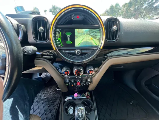 2018 Mini Countryman — foto 10 / 10