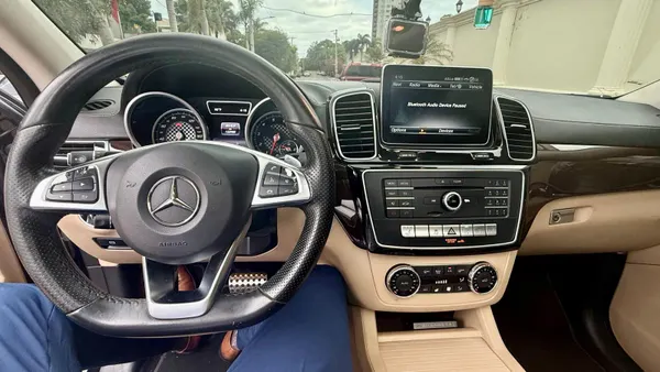 2016 Mercedes-Benz Clase GLE — foto 9 / 10