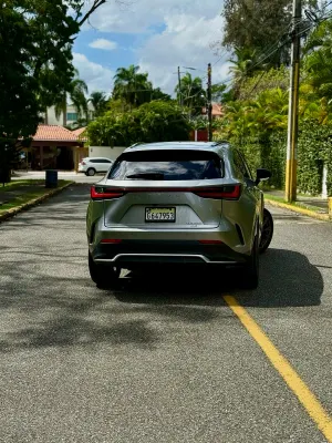 2023 Lexus UX — foto 4 / 8