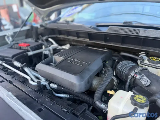2020 Chevrolet Silverado — foto 8 / 8