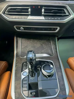2020 BMW Serie X — foto 8 / 10