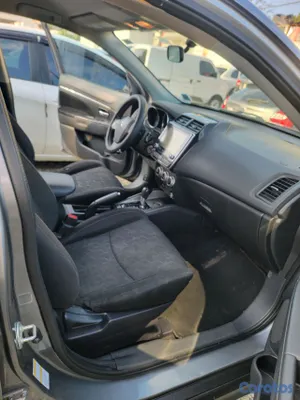 2020 Mitsubishi Outlander — foto 9 / 10