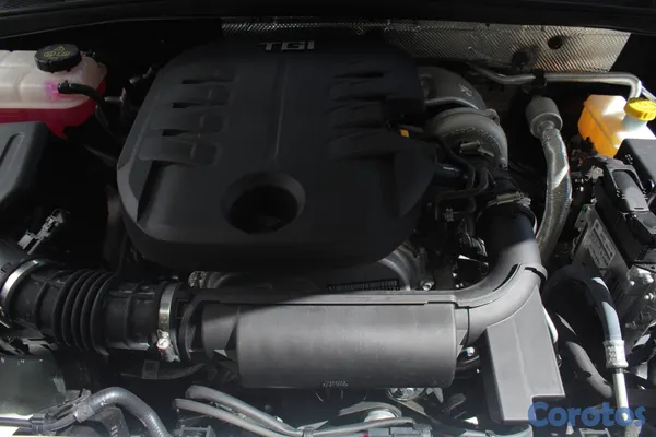2026 Otra MG RX8 — foto 10 / 11