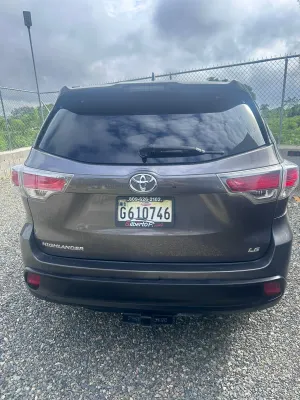 2015 Toyota Highlander — foto 2 / 10
