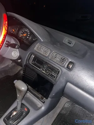 2000 Toyota Starlet — foto 4 / 20