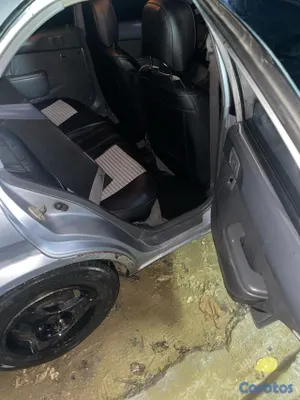 2000 Toyota Starlet — foto 6 / 20