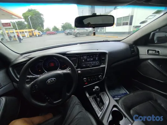 2013 Kia K-5 — foto 9 / 9