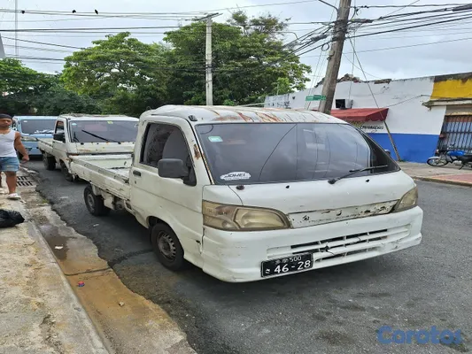 2012 Daihatsu Hijet — foto 2 / 3