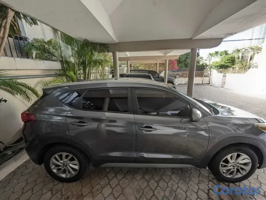 2018 Hyundai Tucson — foto 2 / 8