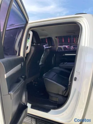 2022 Toyota Hilux — foto 6 / 11