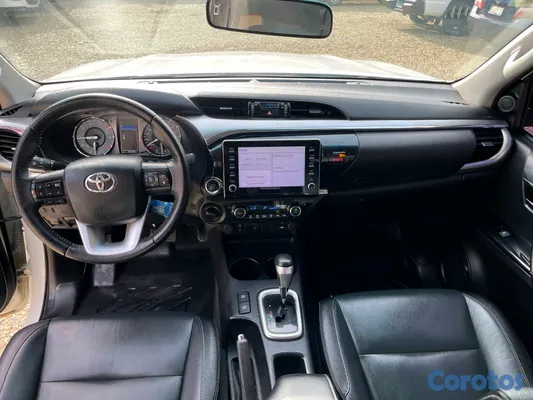 2022 Toyota Hilux — foto 9 / 11