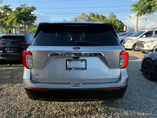 2020 Ford Explorer — foto 2 / 9
