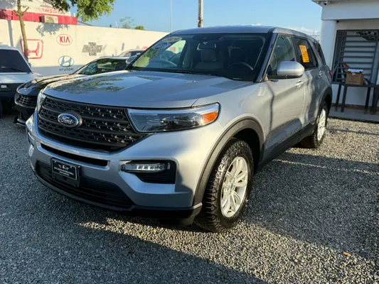 2020 Ford Explorer — foto 8 / 9