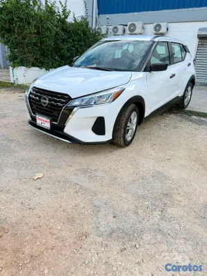 2023 Nissan Kicks — foto 4 / 6