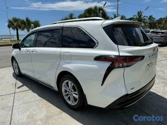 2021 Toyota Sienna — foto 3 / 10