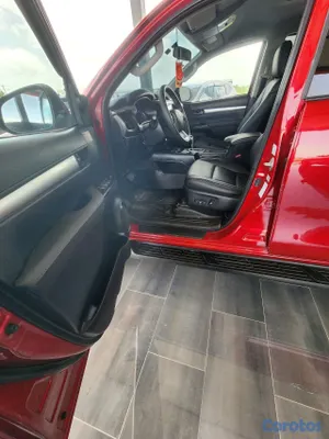 2020 Toyota Hilux — foto 7 / 7