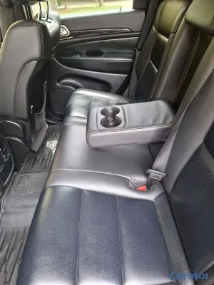2013 Jeep Grand Cherokee — foto 10 / 17