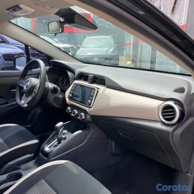 2020 Nissan Versa — foto 6 / 16