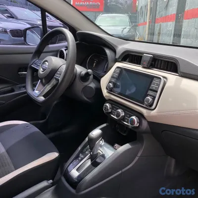 2020 Nissan Versa — foto 7 / 16