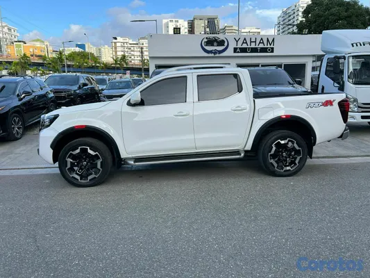 2020 Nissan Frontier — foto 4 / 10