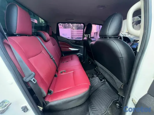 2020 Nissan Frontier — foto 9 / 10