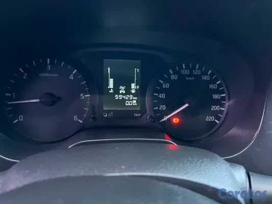 2020 Nissan Frontier — foto 10 / 10