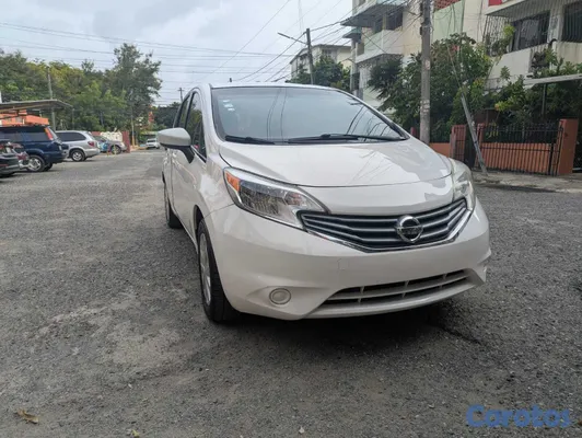 2016 Nissan Versa — foto 4 / 6