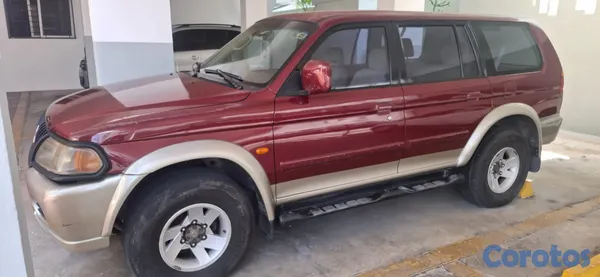 2003 Mitsubishi Nativa — foto 2 / 6