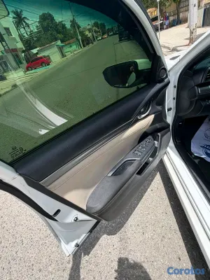 2019 Honda Civic — foto 5 / 10