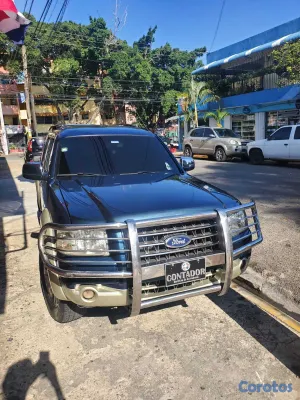 2008 Ford Everest — foto 3 / 7