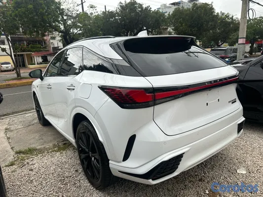 2024 Lexus Rx — foto 4 / 11