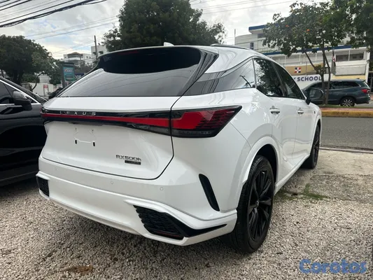 2024 Lexus Rx — foto 6 / 11