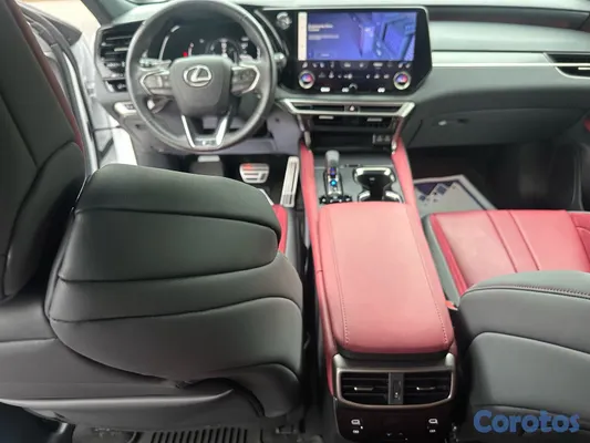 2024 Lexus Rx — foto 9 / 11