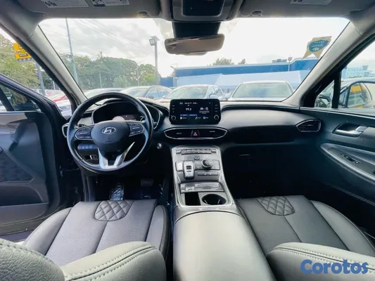 2021 Hyundai Santa Fe — foto 8 / 10
