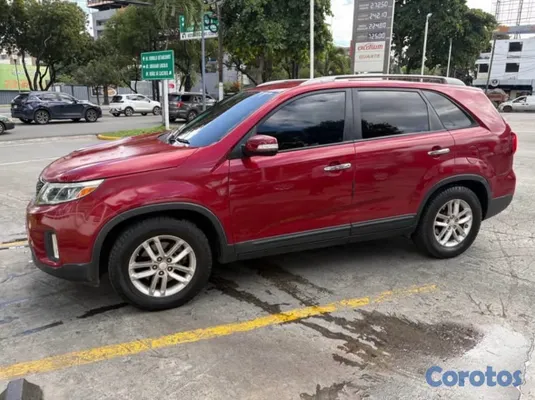 2014 Kia Sorento — foto 2 / 6