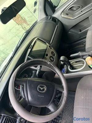 2006 Mazda Tribute — foto 5 / 6